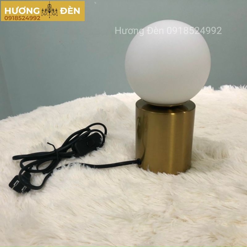 den-ban-trang-tri-cao-cap-db59